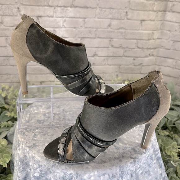 Diesel Palma Fossil Taupe Pewter Open Toe Suede/Satin Bootie Heels WMS 7M✨EUC✨ - Picture 8 of 11
